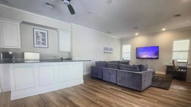 2640 S University Drive 325, Davie, FL 33328