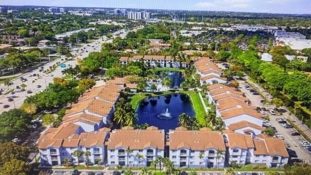 2640 S University Drive 325, Davie, FL 33328