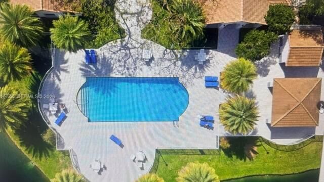2640 S University Drive 325, Davie, FL 33328