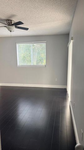 2640 S University Drive 325, Davie, FL 33328