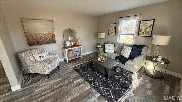 209 W 2nd Street, Pevely, MO 63070