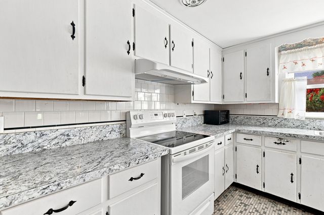 4 Washington Street, Milford, MA 01757
