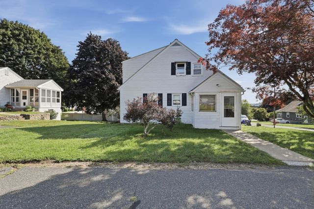 4 Washington Street, Milford, MA 01757