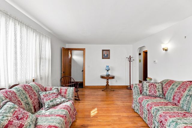 4 Washington Street, Milford, MA 01757
