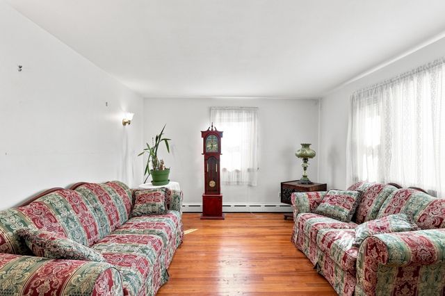 4 Washington Street, Milford, MA 01757