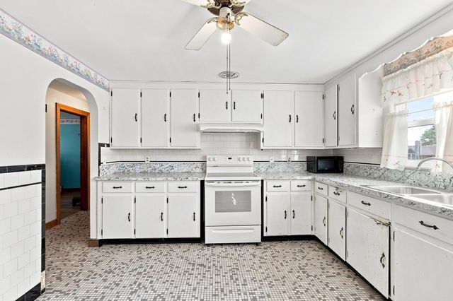 4 Washington Street, Milford, MA 01757