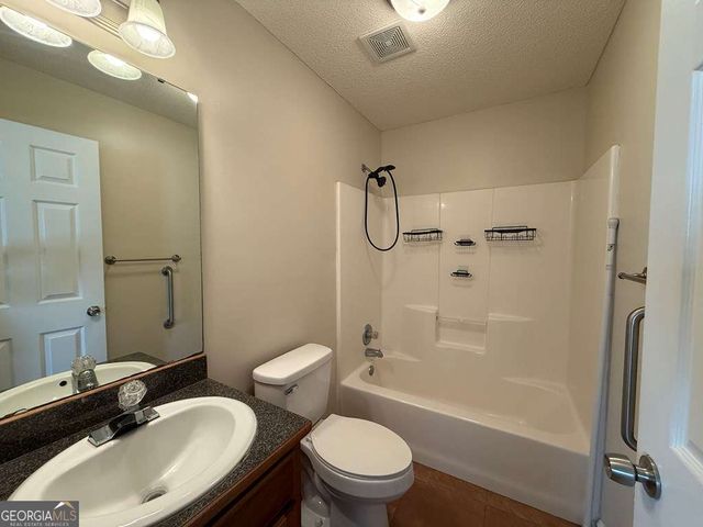 3749 Old Pine Road, Valdosta, GA 31605