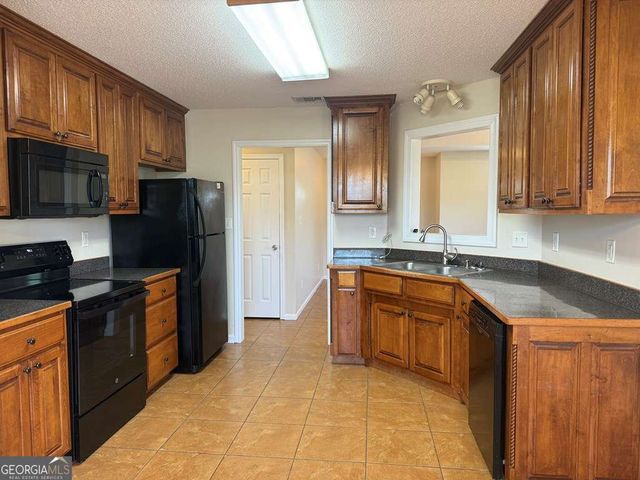 3749 Old Pine Road, Valdosta, GA 31605