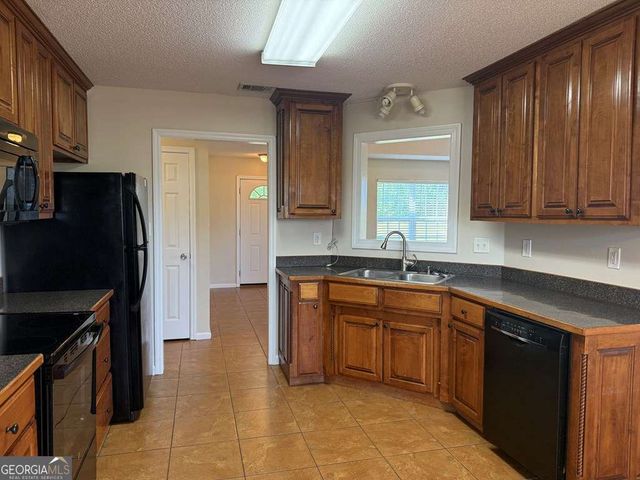 3749 Old Pine Road, Valdosta, GA 31605