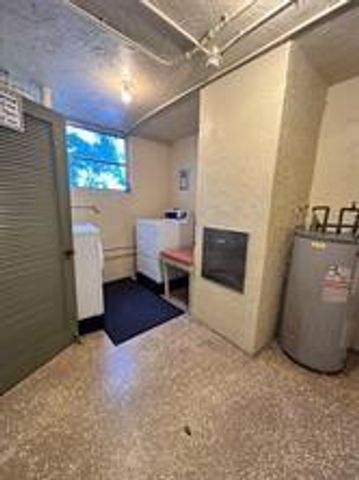 2400 NE 10th Street 205, Pompano Beach, FL 33062