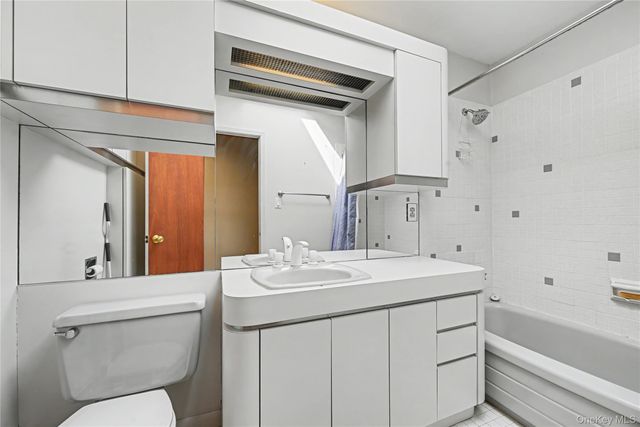 493 Mitchell Drive, Valley Cottage, NY 10989