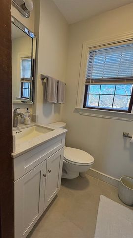 5 Orchard Circl G, Marblehead, MA 01945