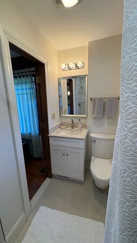 5 Orchard Circl G, Marblehead, MA 01945