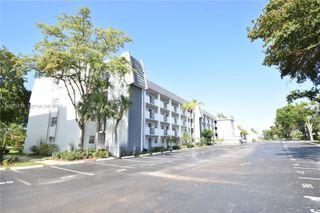 6080 NW 44th St 201, Lauderhill, FL 33319