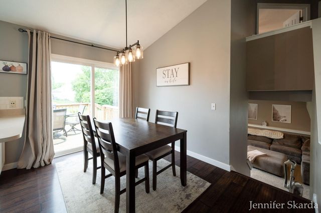 3054 Woodglen Street Nw, City Of Grand Rapids, MI 49504