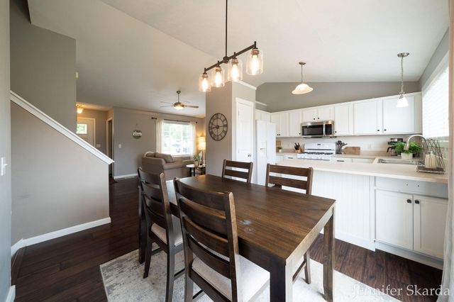 3054 Woodglen Street Nw, City Of Grand Rapids, MI 49504