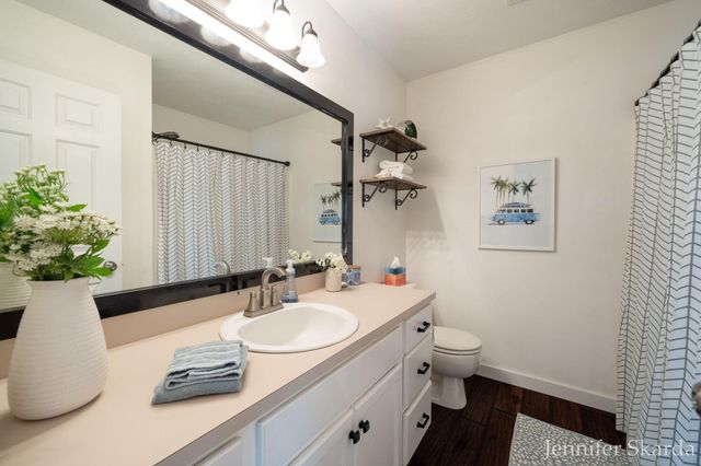 3054 Woodglen Street Nw, City Of Grand Rapids, MI 49504