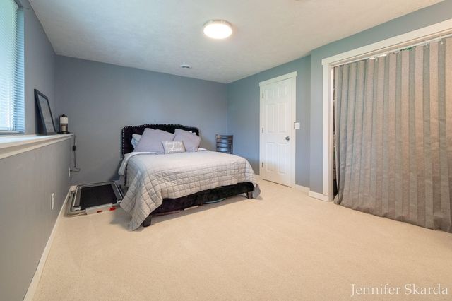 3054 Woodglen Street Nw, City Of Grand Rapids, MI 49504