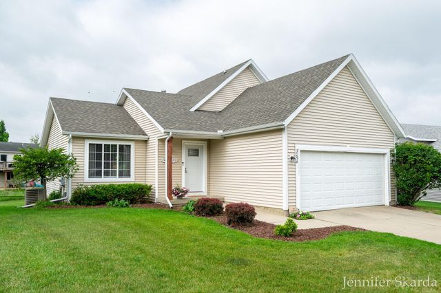 3054 Woodglen Street Nw, City Of Grand Rapids, MI 49504