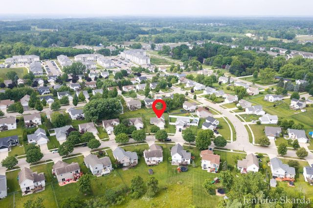 3054 Woodglen Street Nw, City Of Grand Rapids, MI 49504