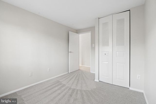 8213 CLAREMONT WOODS DR, Alexandria, VA 22309