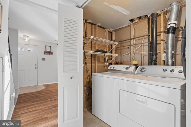 8213 CLAREMONT WOODS DR, Alexandria, VA 22309