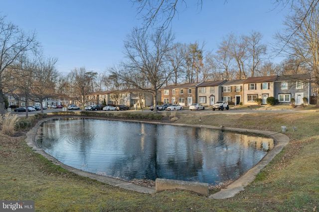 8213 CLAREMONT WOODS DR, Alexandria, VA 22309