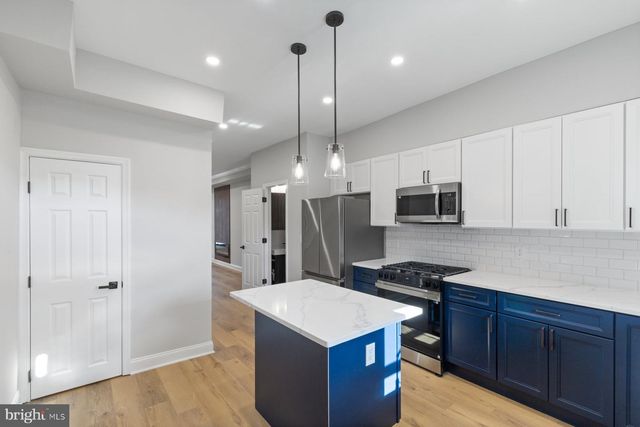 653 BARTLETT AVE, Baltimore, MD 21218