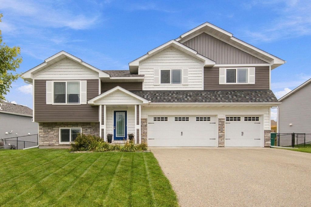 1638 Hidden Trail, Mayer, MN 55360 — photo 2