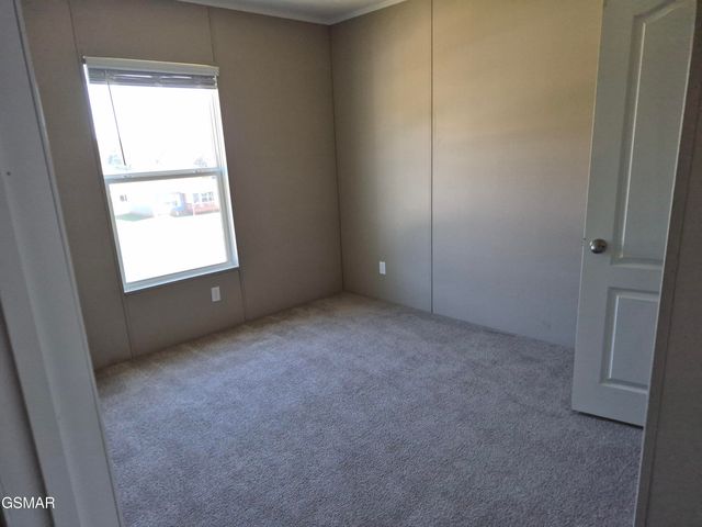 310 Bungalow Drive, Dandridge, TN 37725
