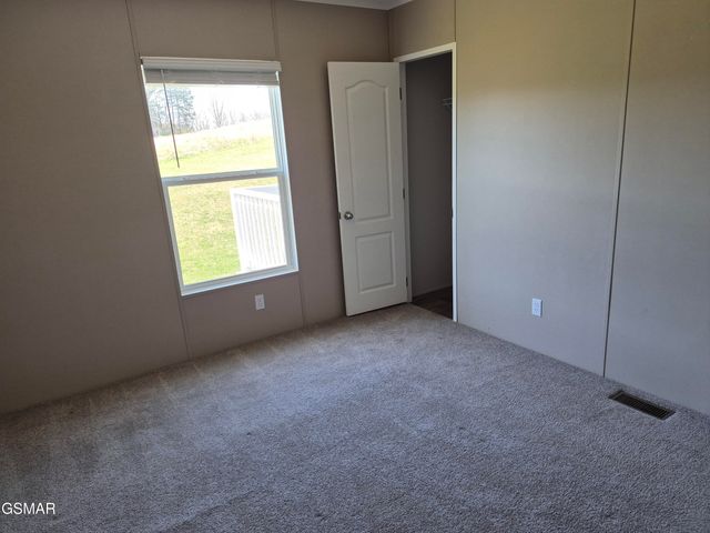 310 Bungalow Drive, Dandridge, TN 37725