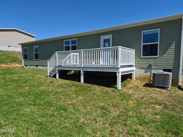 310 Bungalow Drive, Dandridge, TN 37725