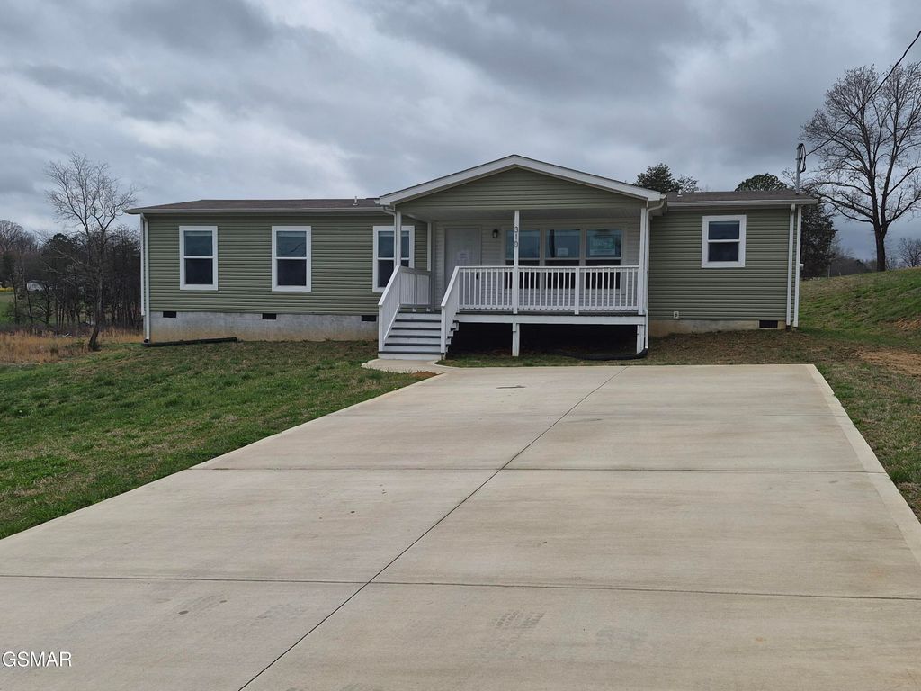 310 Bungalow Drive, Dandridge, TN 37725