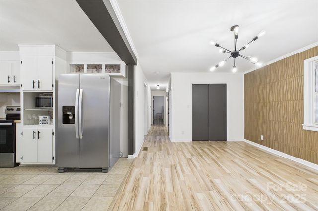 3115 Falling Creek Road NE, Hickory, NC 28601