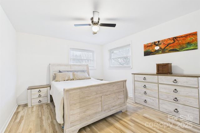 3115 Falling Creek Road NE, Hickory, NC 28601