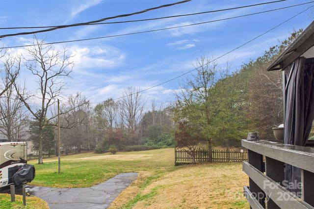 3115 Falling Creek Road NE, Hickory, NC 28601