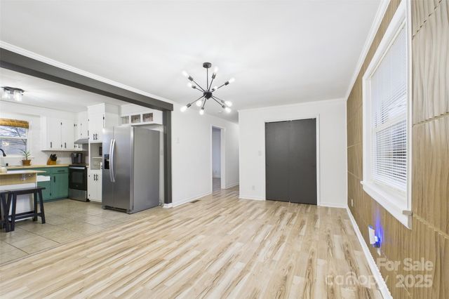 3115 Falling Creek Road NE, Hickory, NC 28601