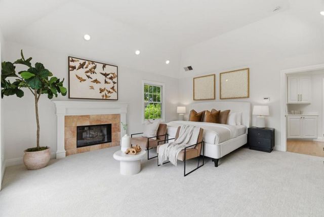 8 Almendra Lane, Los Altos, CA 94022