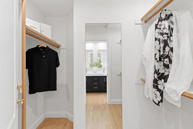 8 Almendra Lane, Los Altos, CA 94022