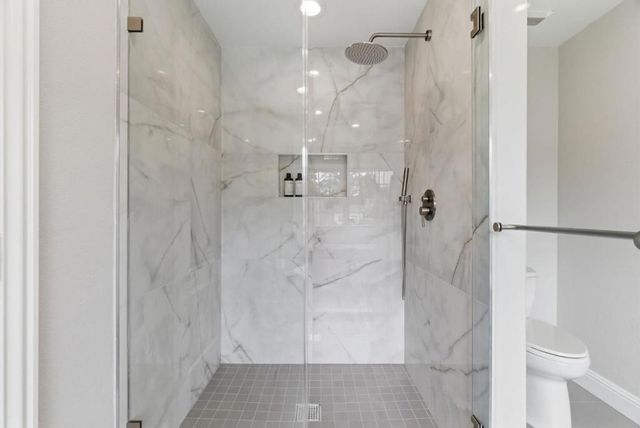 8 Almendra Lane, Los Altos, CA 94022