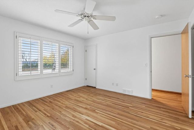 5224 W 70th Street, Edina, MN 55439