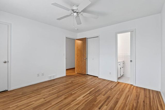 5224 W 70th Street, Edina, MN 55439