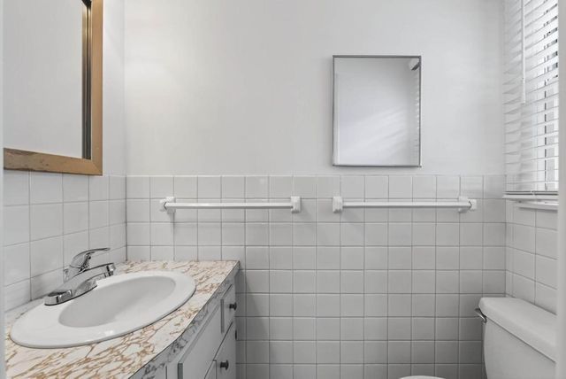 5224 W 70th Street, Edina, MN 55439