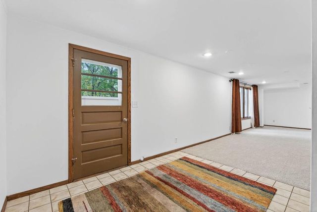 5224 W 70th Street, Edina, MN 55439