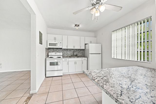 413 SW 24th Avenue, Fort Lauderdale, FL 33312