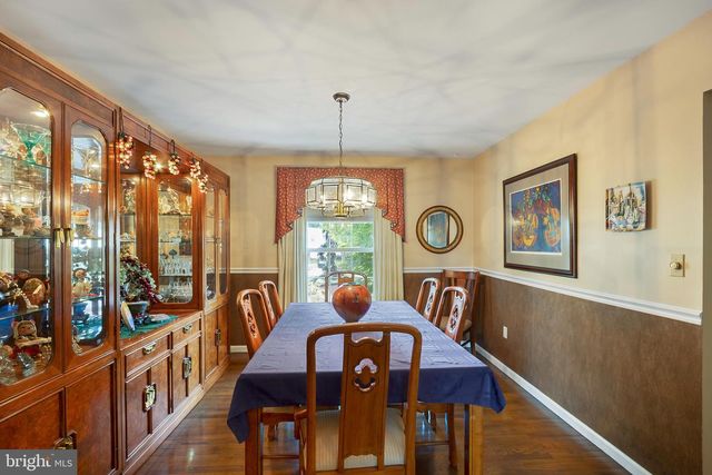 1 HAWTHORN RD, Piscataway, NJ 08854