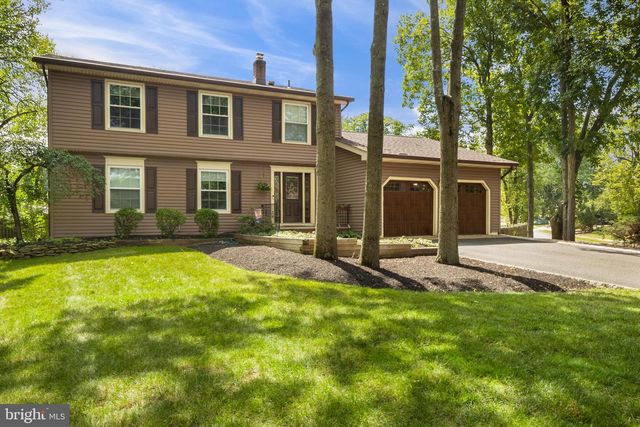 1 HAWTHORN RD, Piscataway, NJ 08854