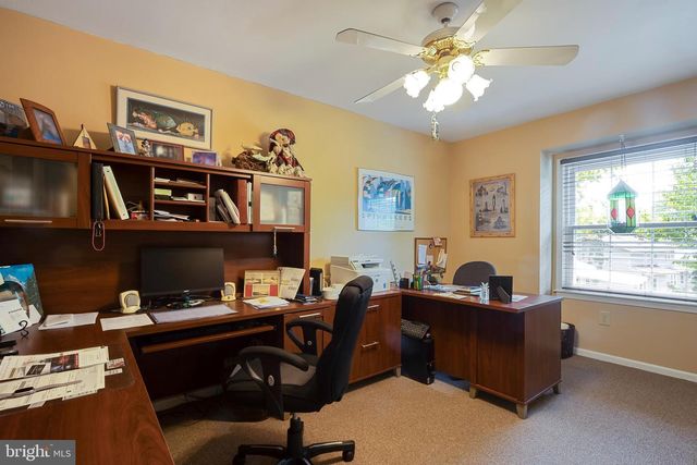 1 HAWTHORN RD, Piscataway, NJ 08854