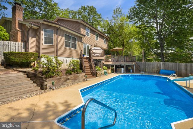 1 HAWTHORN RD, Piscataway, NJ 08854