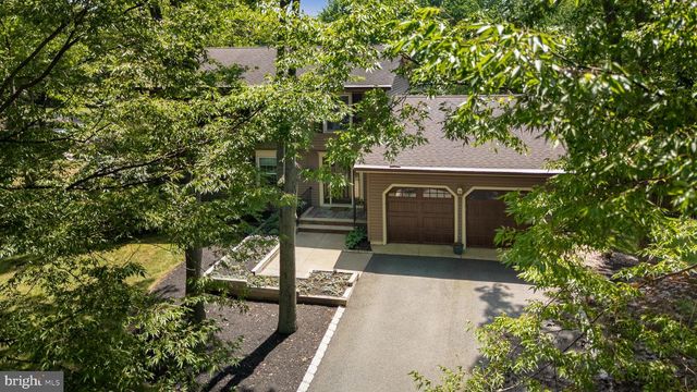 1 HAWTHORN RD, Piscataway, NJ 08854